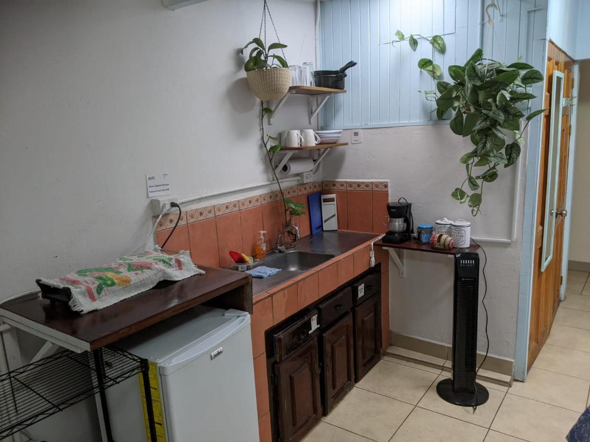 Guesthouse Casa Lapa2 Alajuela Ngoại thất bức ảnh