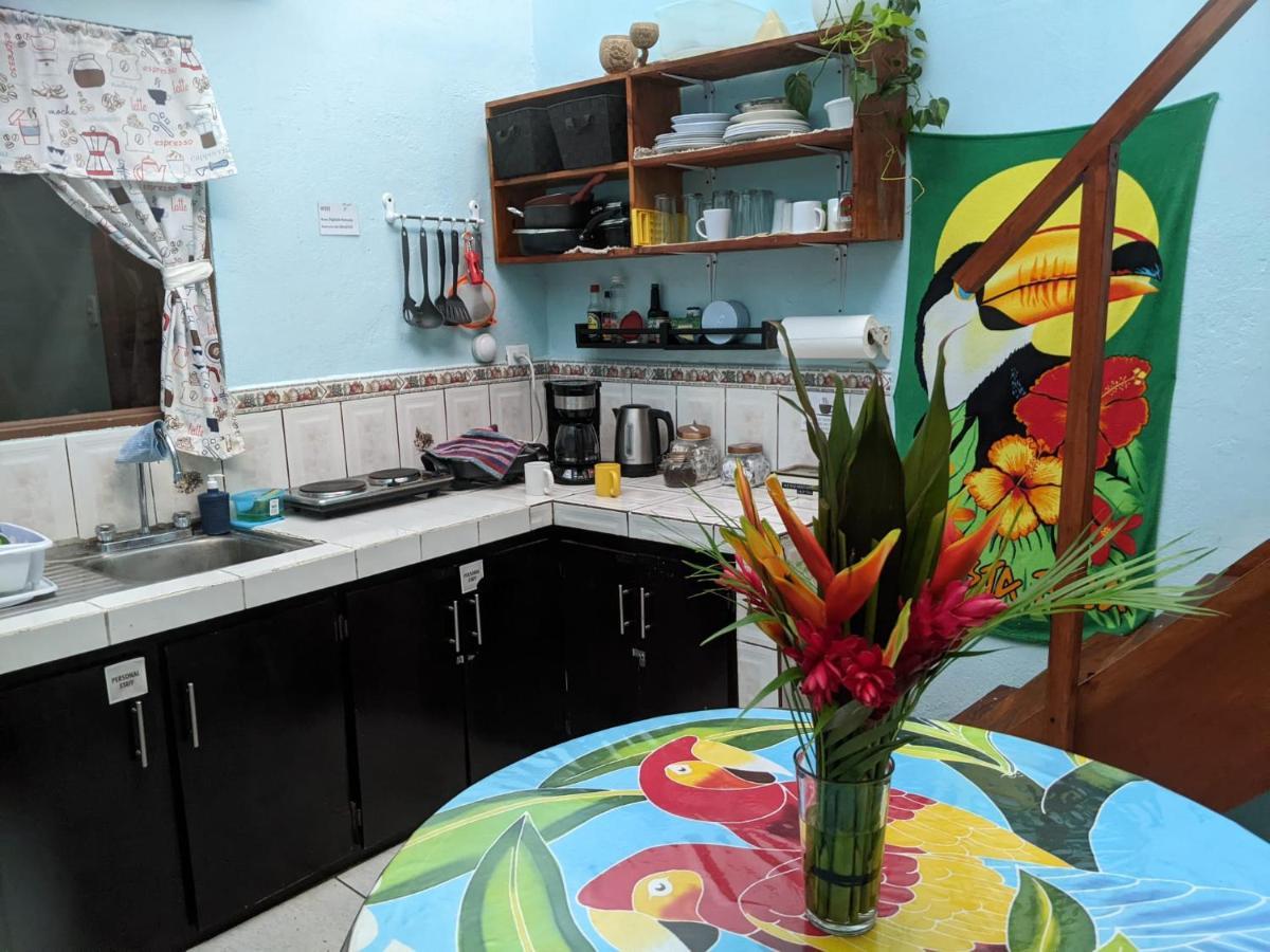 Guesthouse Casa Lapa2 Alajuela Ngoại thất bức ảnh