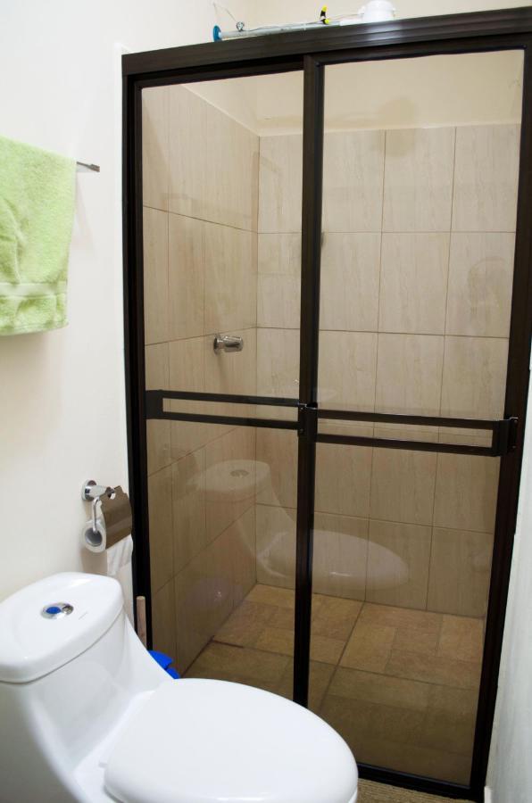 Guesthouse Casa Lapa2 Alajuela Ngoại thất bức ảnh